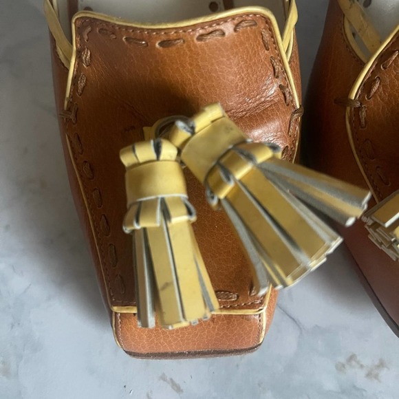 YSL Tan Heels - Picture 4 of 16